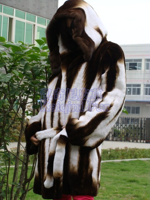 供应獭兔皮草女装|水貂帽